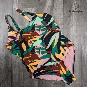 Allure Palm Leaf Side Ring One Piece Swimwear Size 12/14